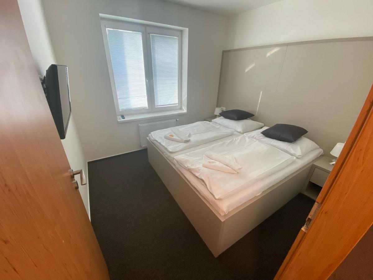 Hotel Rakovec Brno Ngoại thất bức ảnh