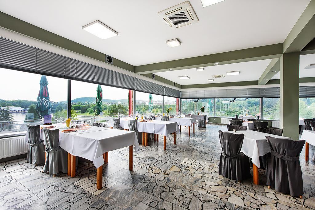 Hotel Rakovec Brno Ngoại thất bức ảnh