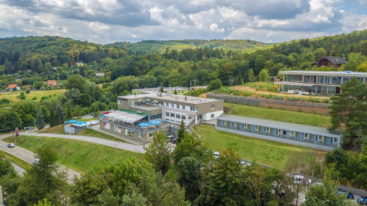 Hotel Rakovec Brno Ngoại thất bức ảnh