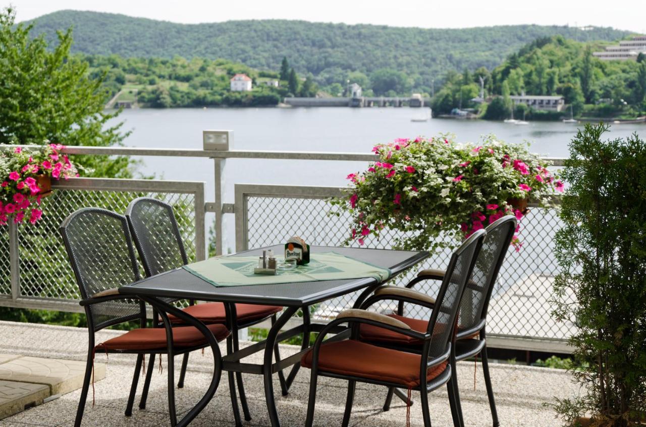 Hotel Rakovec Brno Ngoại thất bức ảnh